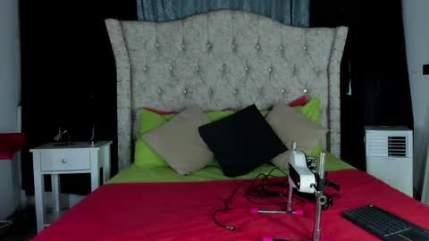 Alejandra online show from 05-30-26, 12:02