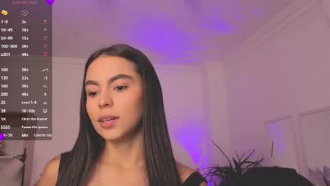 Snapshot of alejaa___ chatting on 06-20-26, 11:24 Alejandra online show from 06-20-26, 11:24