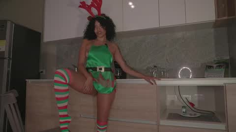 Snapshot of alejandra_kiss98 chatting on 12-21-24, 12:31 O.F alejandra h1998 stream 300 pm - 1100 pm online show from 12-21-24, 12:31