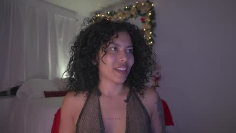 Snapshot of alejandra_kiss98 chatting on 12-23-24, 05:49 O.F alejandra h1998 stream 300 pm - 1100 pm online show from 12-23-24, 05:49