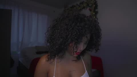 Snapshot of alejandra_kiss98 chatting on 12-24-24, 11:00 O.F alejandra h1998 stream 300 pm - 1100 pm online show from 12-24-24, 11:00