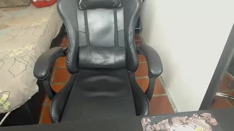 Snapshot of alejandro_cutee chatting on 11-16-25, 08:25 alejandro_cutee online show from 11-16-25, 08:25