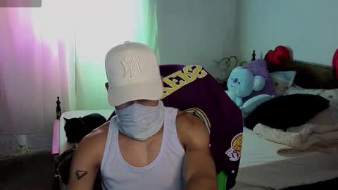 Snapshot of alejandrojf_00 chatting on 10-04-25, 03:10 Daiki jack online show from 10-04-25, 03:10