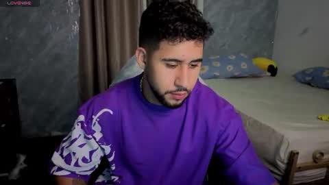 Snapshot of alejandrojf_00 chatting on 06-30-26, 11:06 Daiki jack online show from 06-30-26, 11:06