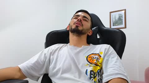 alejandroo_7 online show from 12-22-24, 08:47