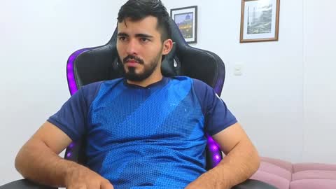 alejandroo_7 online show from 02-09-25, 12:06