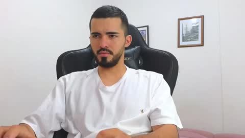 alejandroo_7 online show from 03-10-25, 07:29