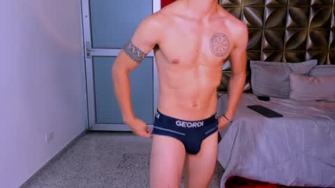 Snapshot of alejandrostorm chatting on 02-03-25, 01:52 Alejo online show from 02-03-25, 01:52