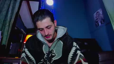 Snapshot of alejo_323__ chatting on 02-17-25, 03:15 alejo_323__ online show from 02-17-25, 03:15