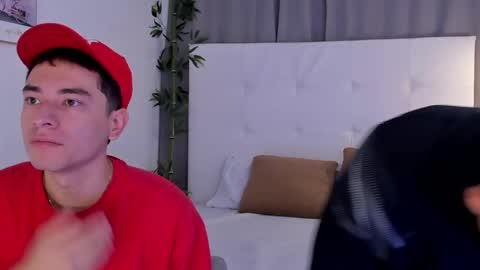 Snapshot of alejo_exotic chatting on 06-03-26, 12:19 alejo_exotic online show from 06-03-26, 12:19