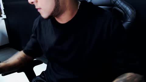 Alejo online show from 09-15-25, 04:34