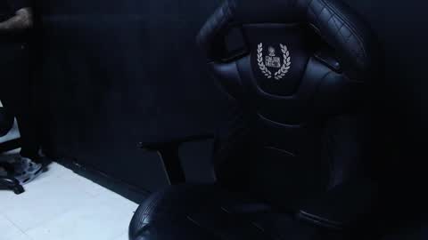 Alejo online show from 09-19-25, 03:41