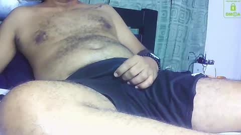 Snapshot of alejohot29 chatting on 02-02-25, 05:37 alejohot29 online show from 02-02-25, 05:37