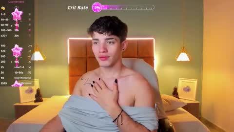 Snapshot of alejootwink chatting on 12-17-25, 01:11 ALejoo Saenz online show from 12-17-25, 01:11