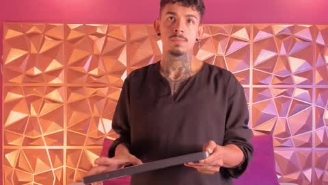 aleking13 online show from 10-31-25, 12:17