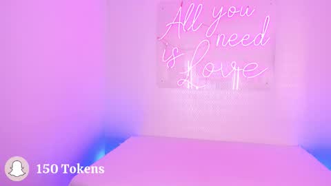 Aleksandra  online show from 12-17-25, 01:39