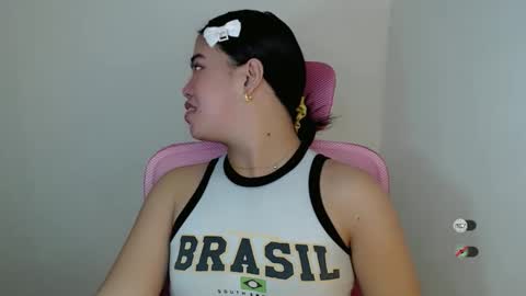 Snapshot of alesha_vibe_me chatting on 05-02-26, 02:00 alesha_vibe_me online show from 05-02-26, 02:00