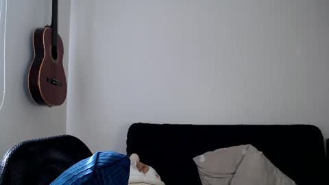 Aleska online show from 06-18-26, 02:32