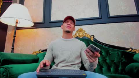 Alessandro King online show from 03-12-25, 11:42