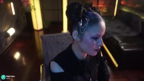 Snapshot of alessa_goreng chatting on 09-28-25, 03:45 Alessa Goreng online show from 09-28-25, 03:45