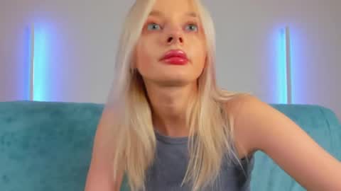 Snapshot of alessakiss chatting on 06-12-26, 08:46 alessakiss online show from 06-12-26, 08:46