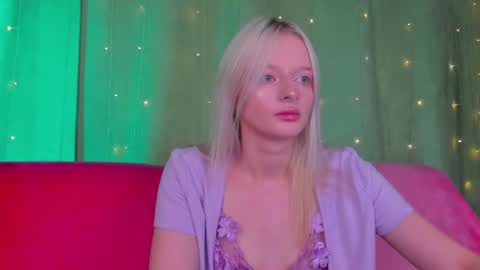 Snapshot of alessakiss chatting on 07-07-26, 02:14 alessakiss online show from 07-07-26, 02:14