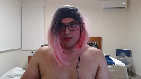 Snapshot of alessalindo840 chatting on 11-11-25, 04:23 AlessaBabyGirl840 online show from 11-11-25, 04:23