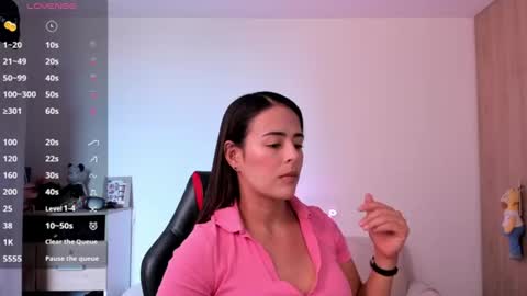 Snapshot of alessandramoreli chatting on 07-02-26, 06:14 AlessandraMoreli Its my birthday online show from 07-02-26, 06:14