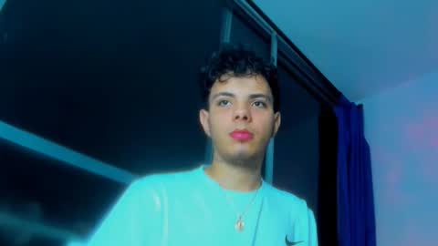 Snapshot of alessandro__777 chatting on 10-16-25, 03:18 Alessandro online show from 10-16-25, 03:18