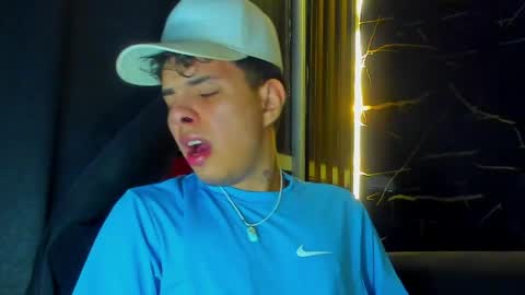 Alessandro online show from 04-19-26, 03:50