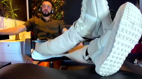 ALESSANDRO  WYE online show from 02-03-26, 08:19