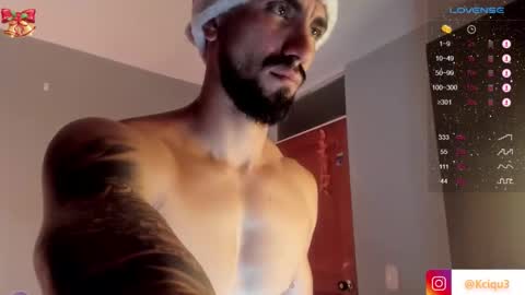 Snapshot of alessandro_dibellucci chatting on 12-24-24, 03:16 Kciqu3 Independent model online show from 12-24-24, 03:16