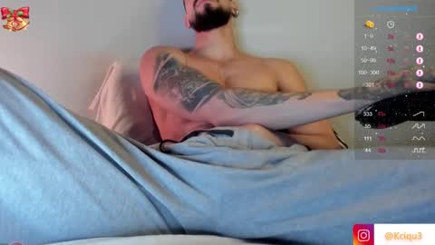 Snapshot of alessandro_dibellucci chatting on 12-28-24, 03:58 Kciqu3 Independent model online show from 12-28-24, 03:58