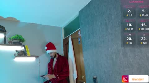 Snapshot of alessandro_dibellucci chatting on 12-14-25, 11:04 Kciqu3 Independent model online show from 12-14-25, 11:04