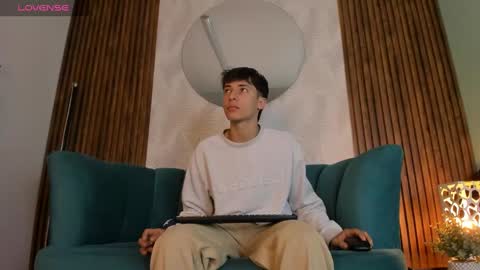 Alessandro Dybala online show from 02-05-25, 11:34