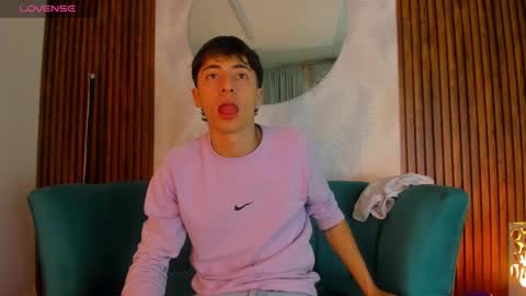 Alessandro Dybala online show from 03-07-25, 11:51