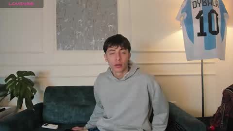 Alessandro Dybala online show from 03-08-25, 03:24