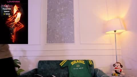 Alessandro Dybala online show from 09-10-25, 12:27