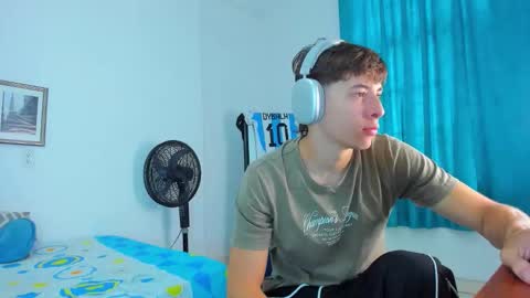 Alessandro Dybala online show from 03-12-26, 12:44