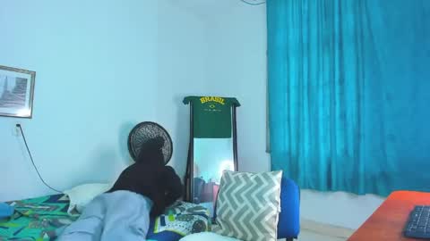 Alessandro Dybala online show from 04-11-26, 12:31