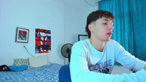 Alessandro Dybala online show from 05-15-26, 12:34