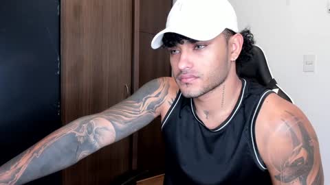 Snapshot of alessandro_vanni chatting on 12-14-24, 12:23 Alessandro Vanni online show from 12-14-24, 12:23