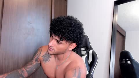 Snapshot of alessandro_vanni chatting on 01-10-25, 04:41 Alessandro Vanni online show from 01-10-25, 04:41