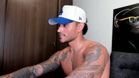 Snapshot of alessandro_vanni chatting on 03-11-25, 05:38 Alessandro Vanni online show from 03-11-25, 05:38