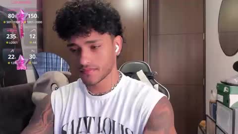 Snapshot of alessandro_vanni chatting on 11-06-25, 04:19 Alessandro Vanni online show from 11-06-25, 04:19