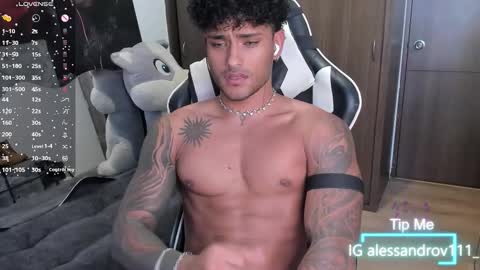 Snapshot of alessandro_vanni chatting on 11-22-25, 07:46 Alessandro Vanni online show from 11-22-25, 07:46