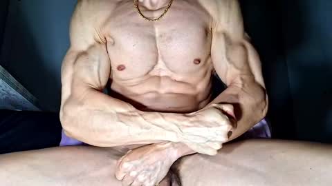 Snapshot of alessandrospain82 chatting on 06-08-26, 06:14 Alessandro online show from 06-08-26, 06:14