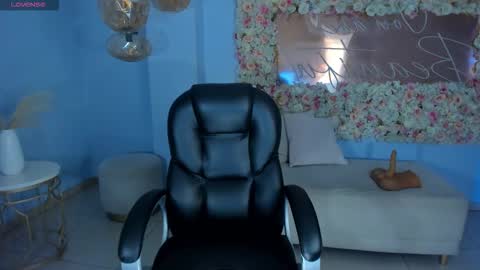 ALESSA ROMERO  online show from 02-25-26, 07:56