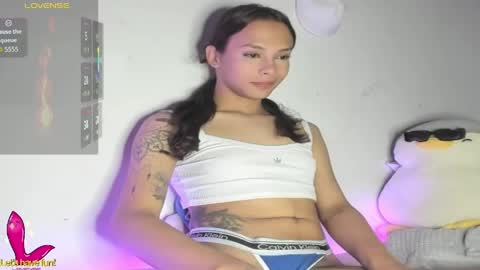Snapshot of alessia28__ chatting on 04-30-26, 10:03 Alessia online show from 04-30-26, 10:03