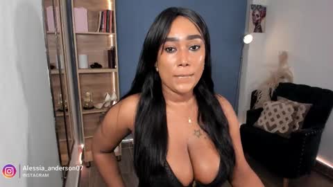 Snapshot of alessia_anderson07 chatting on 11-25-25, 05:40 Yy online show from 11-25-25, 05:40